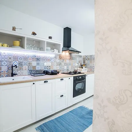 Lily Apartment